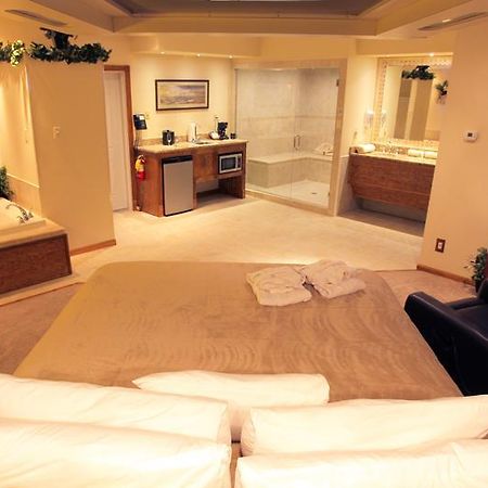 Sybaris Pool Suites - Indianápolis Quarto foto