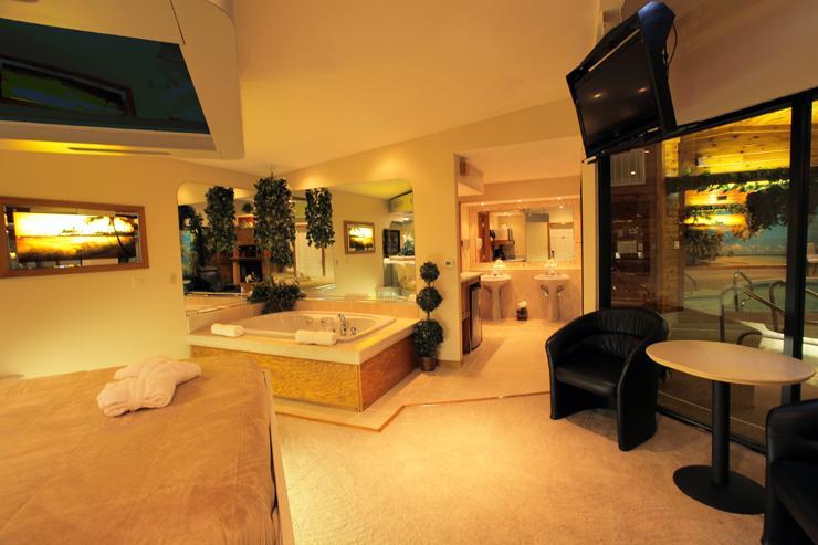Sybaris Pool Suites - Indianápolis Quarto foto